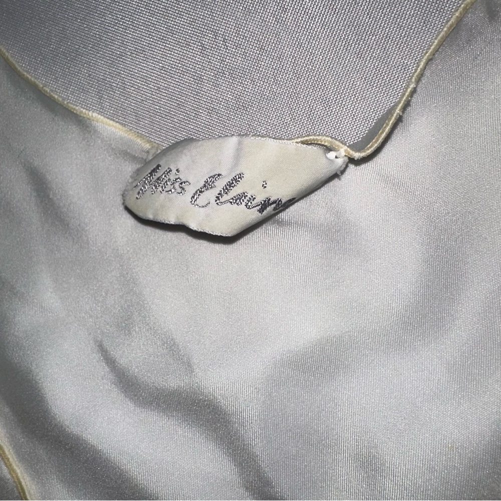 Miss Elaine • Vintage Silky Satin Nightgown High-Low Side Slits Flowers Petite - Picture 7 of 9